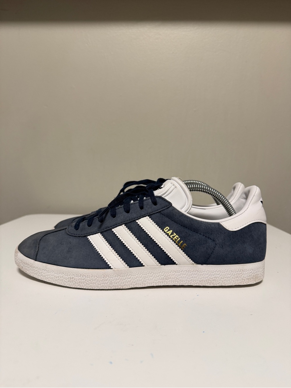 Adidas Originals Gazelle Navy Blue White Gold Metallic BB5478 Men's US 9.5 UK 9